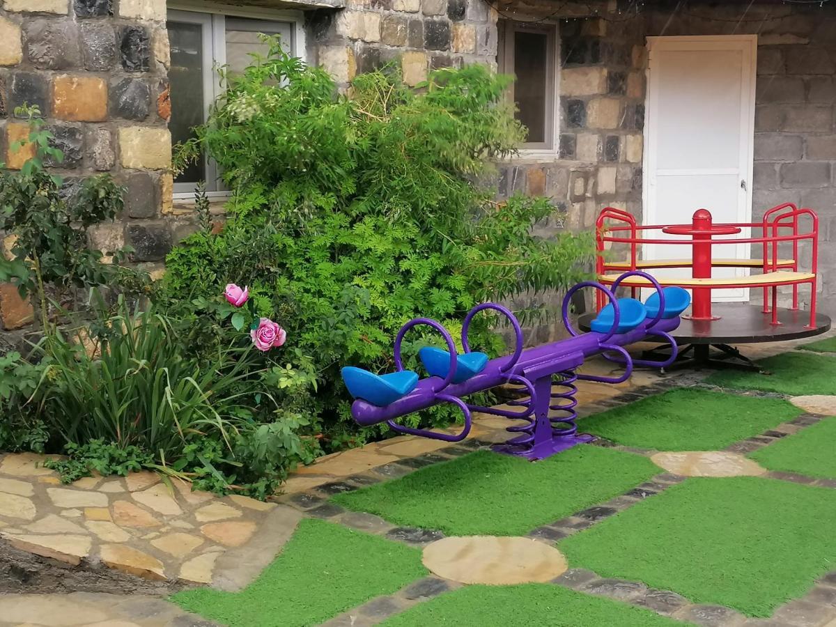 Bayt Alhagar Residance بيت الحجر للضيافة الجبل الأخضر Villa Hayl Yaman Exterior foto